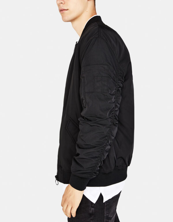 8-2 Black Coat